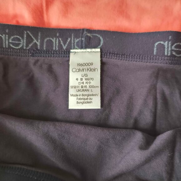 Calvin Klein Bikini - Set of 4 Full Coverage Size L - Picture 2 of 2